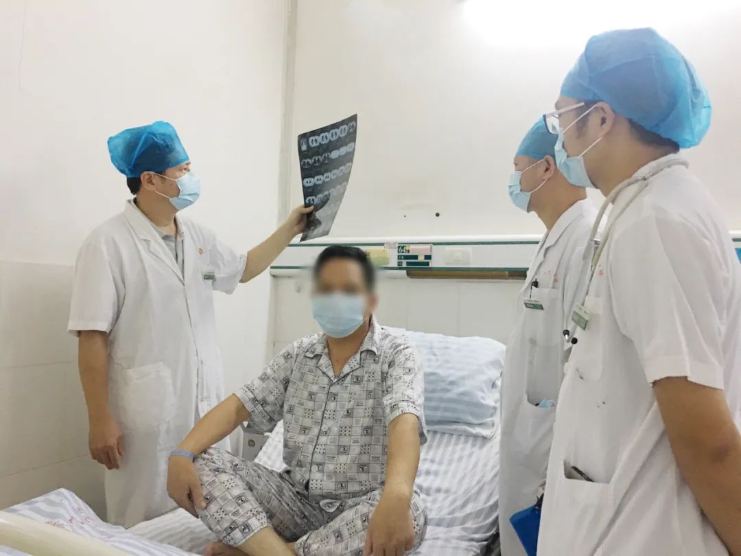 【建功新时代】患者开胸术后即可下床活动！胸心外科团队，YYDS!